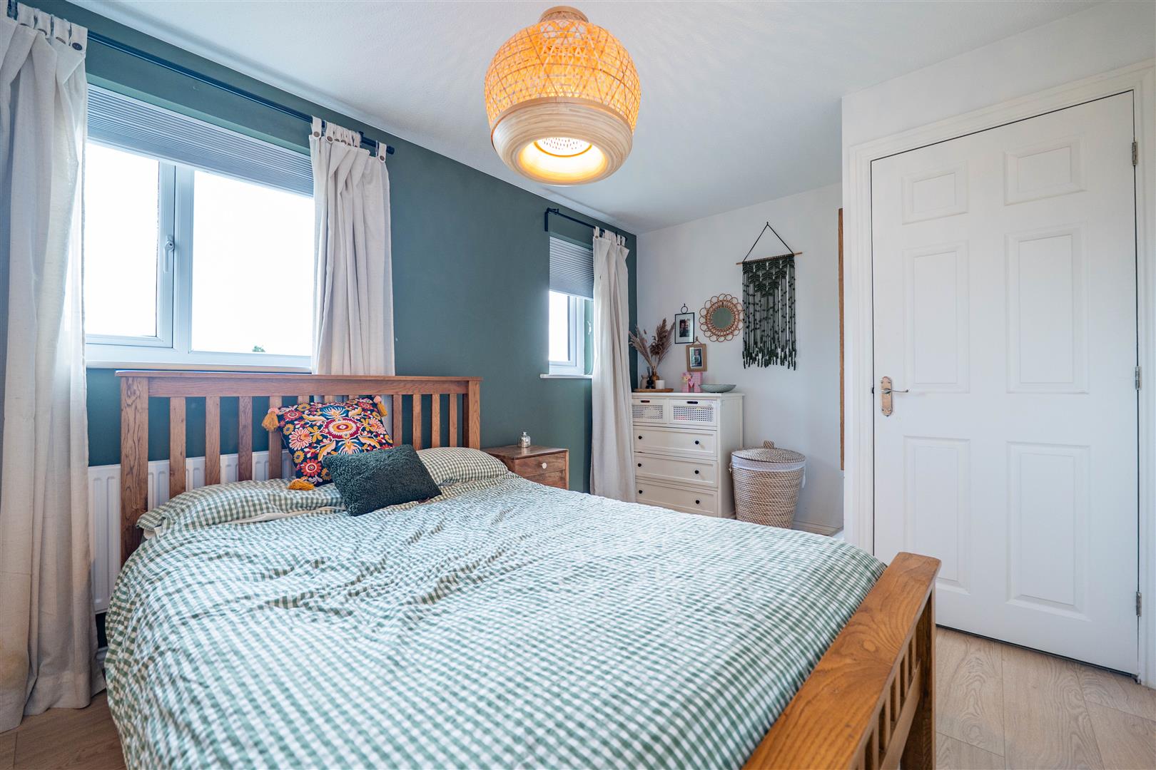 Whiteoak View, Bolton